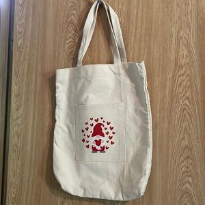Reusable Tote bag with gnome and hearts valentines new